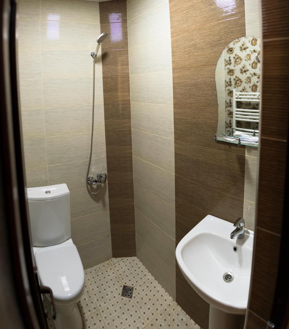 Hotel Amaras 耶烈万 外观 照片