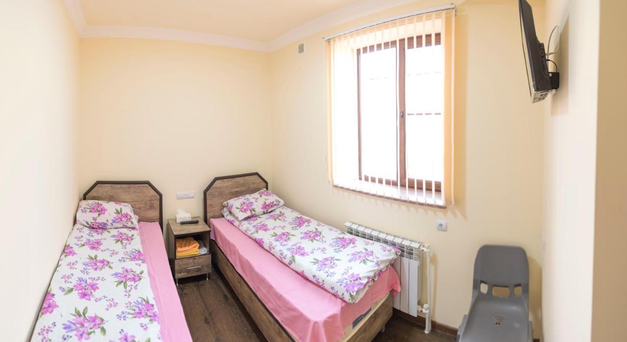 Hotel Amaras 耶烈万 客房 照片